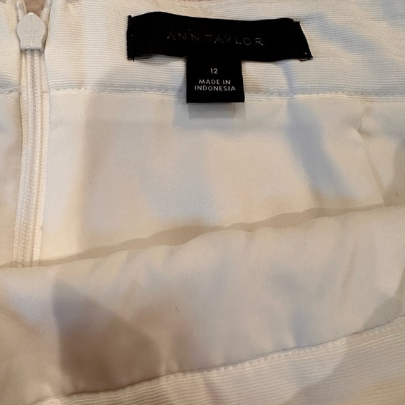 Ann Taylor business skirt - Picture 2 of 2